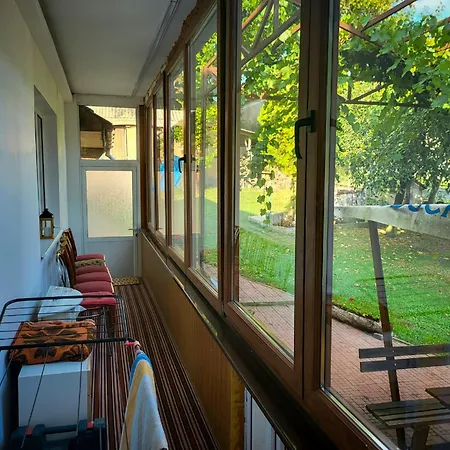 Radhouse Brasov - 50 Minutes From Brasov Holiday home Persani