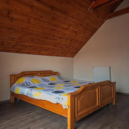 Radhouse Brasov - 50 Minutes From Brasov