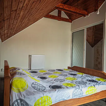 Radhouse Brasov - 50 Minutes From Brasov * Persani